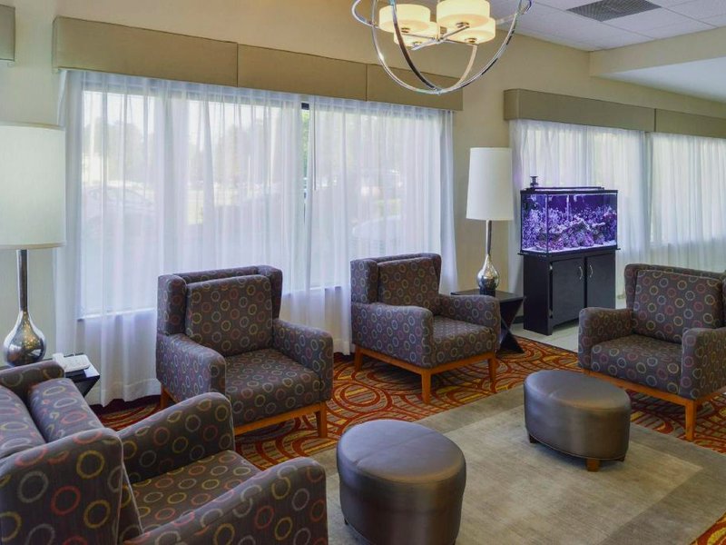 アメリカズ ベスト バリュー イン&スイーツ バストロップ (Americas Best Value Inn & Suites Bastrop)の写真