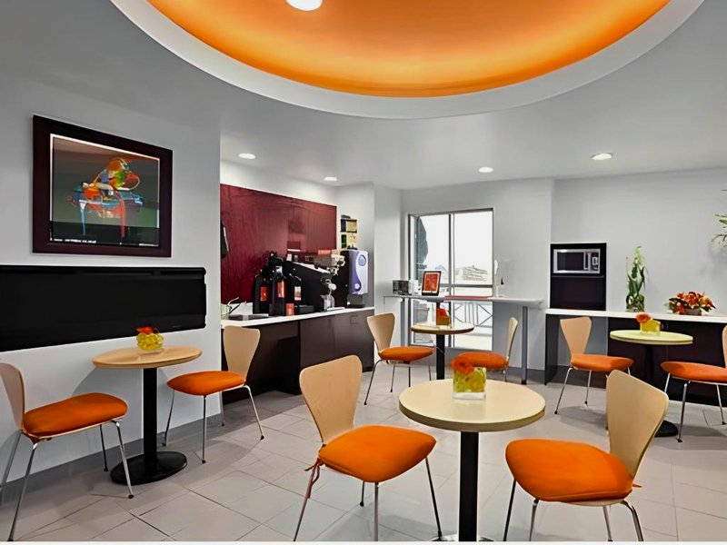 Motel 6-Moosomin, SKの写真