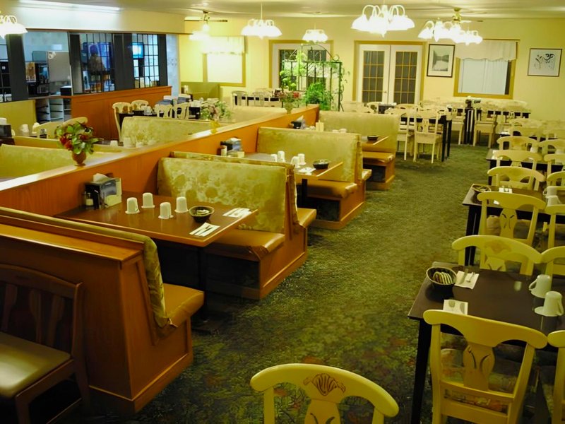 Moosomin Country Squire Innの写真