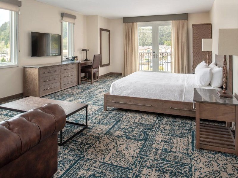 フォー ポインツ バイ シェラトン サンタ クルーズ スコッツ バレー (Four Points by Sheraton Santa Cruz Scotts Valley)の写真
