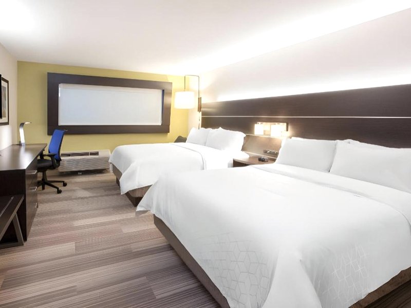 Comfort Inn Suitesの写真