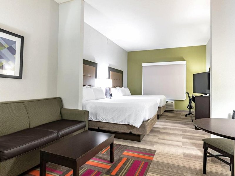 Holiday Inn Express Suites Irontonの写真