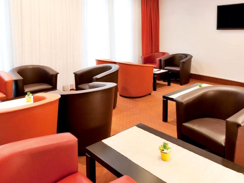 イビス ジュール (ibis Gyor)の写真
