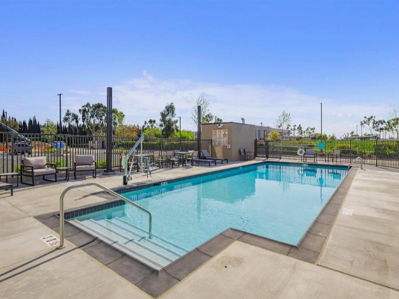 La Quinta Inn Suites By Wyndham La Habraの写真