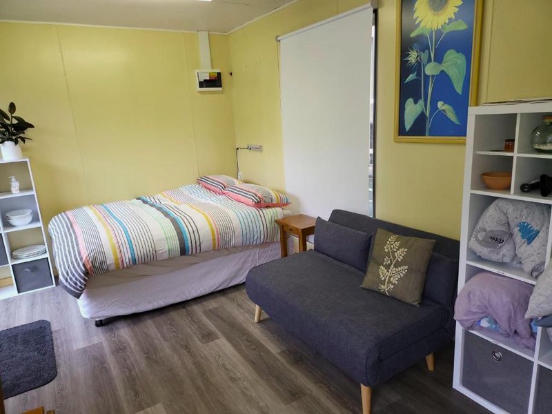 Tullah Trackside Galena Cabinの写真