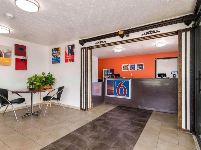 Motel 6 Attallaの写真