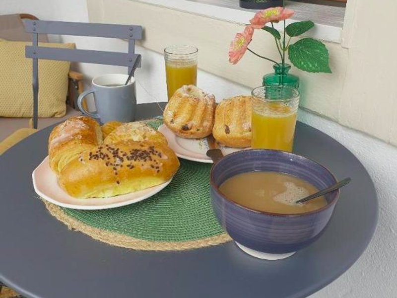 Coquette Maison, Côté Château à Mutzig en Alsace (Coquette Maison, Cote Chateau a Mutzig en Alsace)の写真