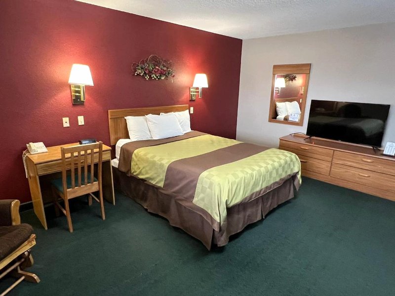 Americas Best Value Inn Suburbanの写真