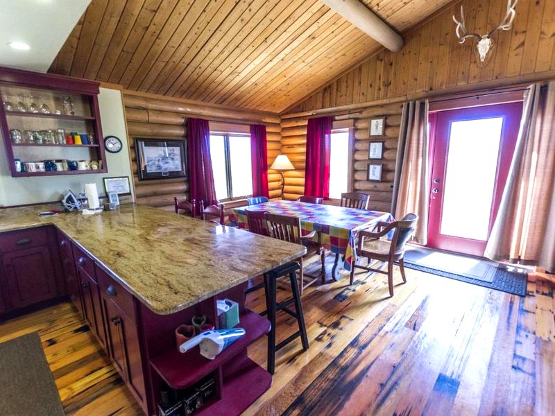 Secluded Cabin Rental For A Peaceful Vacation In Montanaの写真
