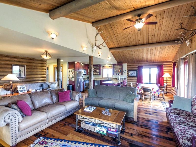 Secluded Cabin Rental For A Peaceful Vacation In Montanaの写真