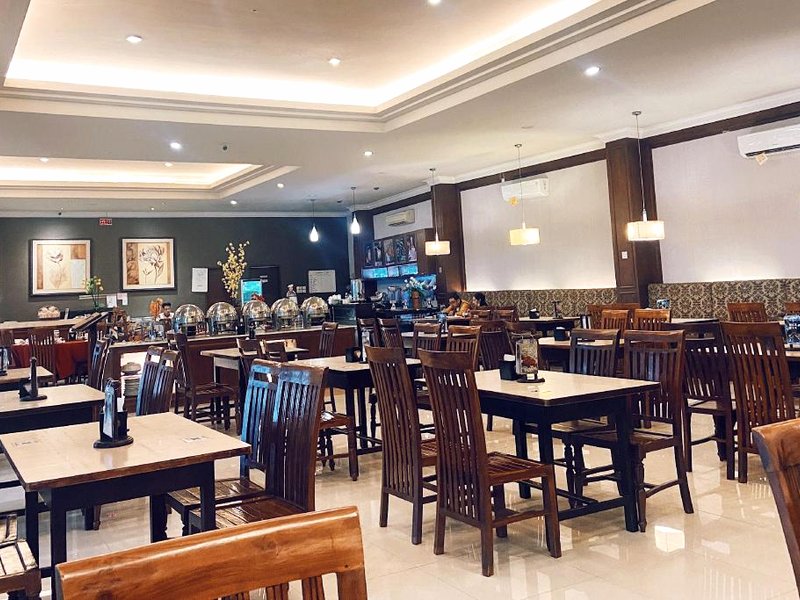 ホテル ガジャ マダ ルマジャン (HOTEL GAJAH MADA LUMAJANG)の写真