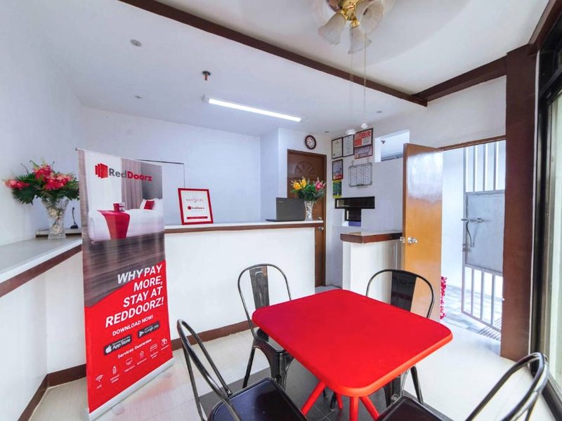 レッドドアーズ @ サン アントニオ ビニャン ラグナ (RedDoorz @ San Antonio Binan Laguna)の写真