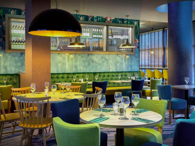 ジュリーズ イン スウィンドン (Leonardo Hotel Swindon)の写真