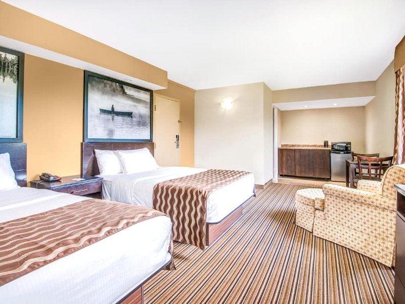 red maple inn and suitesの写真