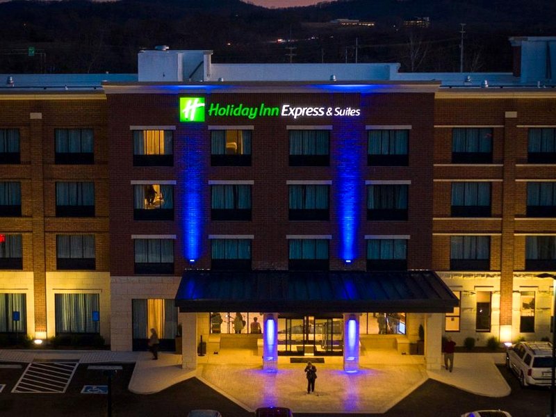 Holiday Inn Express & Suites Franklin - Berry Farms By IHGの写真