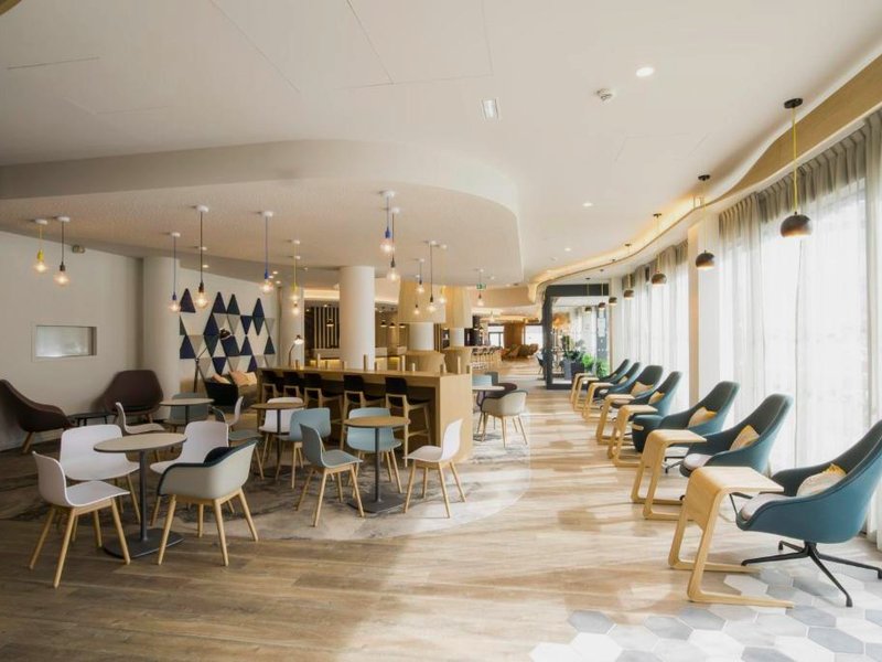 ホリデイ イン エクスプレス パリ CDG エアポート バイ IHG (Holiday Inn Express Paris - CDG Airport By IHG)の写真