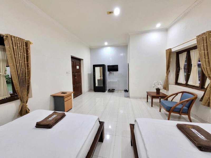 Ndalem Katong Guest House Ponorogoの写真