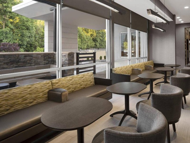 スプリングヒル スイーツ バイ マリオット タカホ ウェチェスター カウンティ (SpringHill Suites by Marriott Tuckahoe Westchester County)の写真