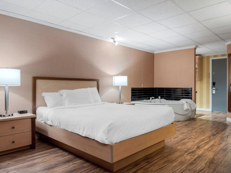 Econo Lodge Inn & Suitesの写真
