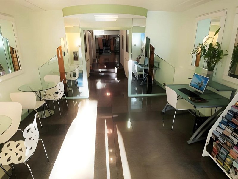 ハリウッド セレブリティ ホテル (Hollywood Celebrity Hotel)の写真