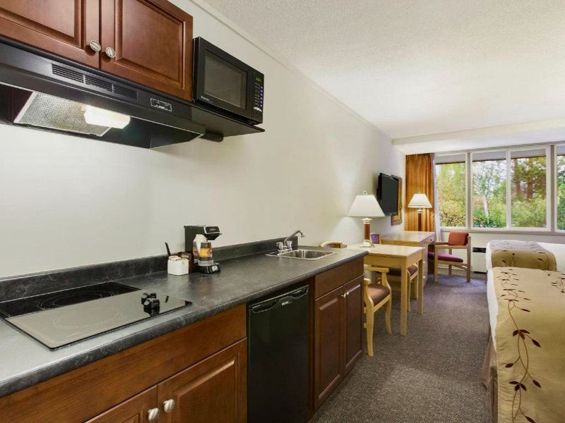 デイズ イン バイ ウィンダム ビクトリア エアポート シドニー (Days Inn by Wyndham Victoria Airport Sidney)の写真