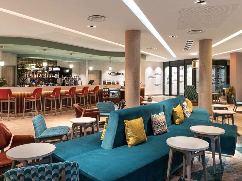 ハンプトン バイ ヒルトン トーキー (Hampton by Hilton Torquay)の写真
