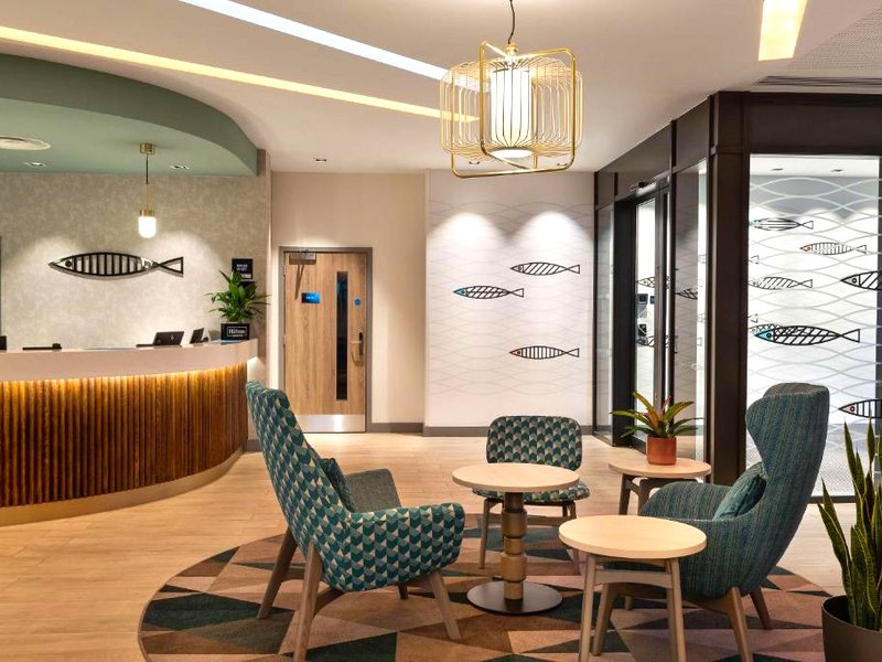 ハンプトン バイ ヒルトン トーキー (Hampton by Hilton Torquay)の写真