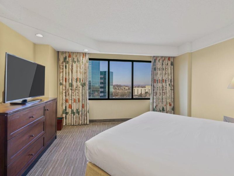 Embassy Suites Secaucus Meadowlands_4の写真