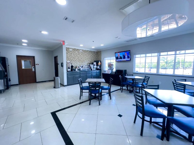 アメリカン イン マディル (American Inn Madill)の写真