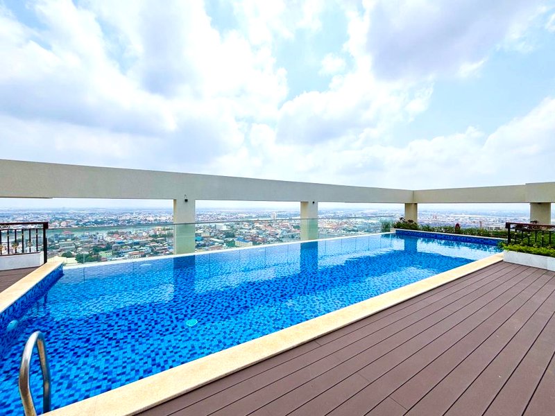 Versailles Square Suites by Soben Homesの写真