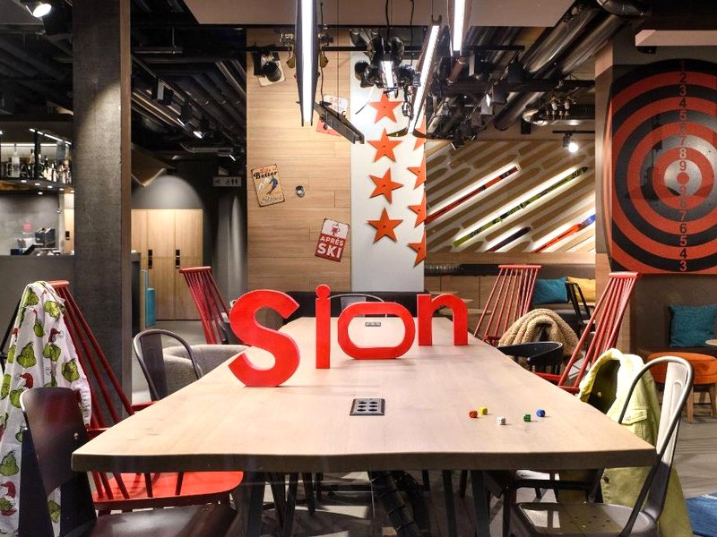 Moxy Sionの写真