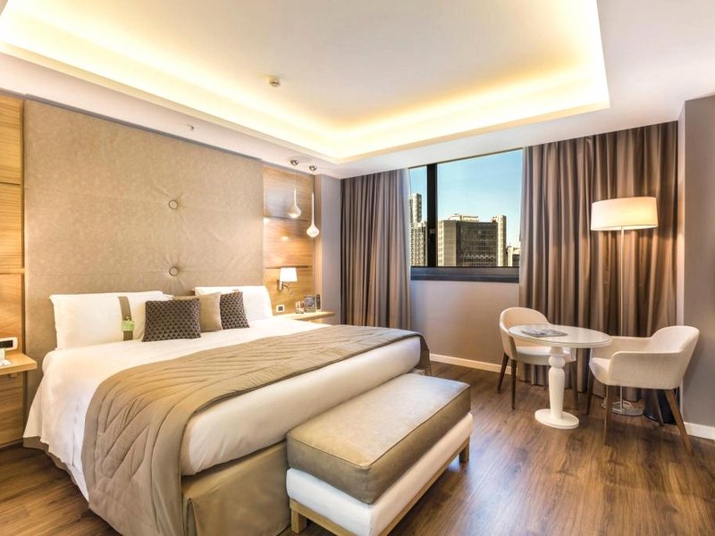 ホリデイ イン ナポリ バイ IHG (Holiday Inn Naples By IHG)の写真