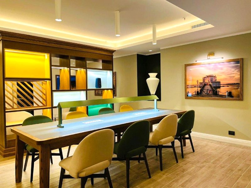 ホリデイ イン ナポリ バイ IHG (Holiday Inn Naples By IHG)の写真
