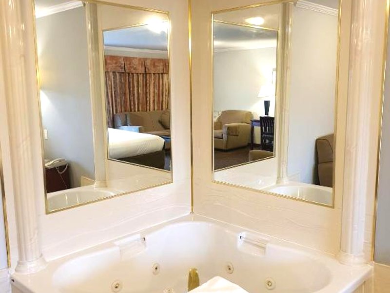 Riverland Inn & Suitesの写真