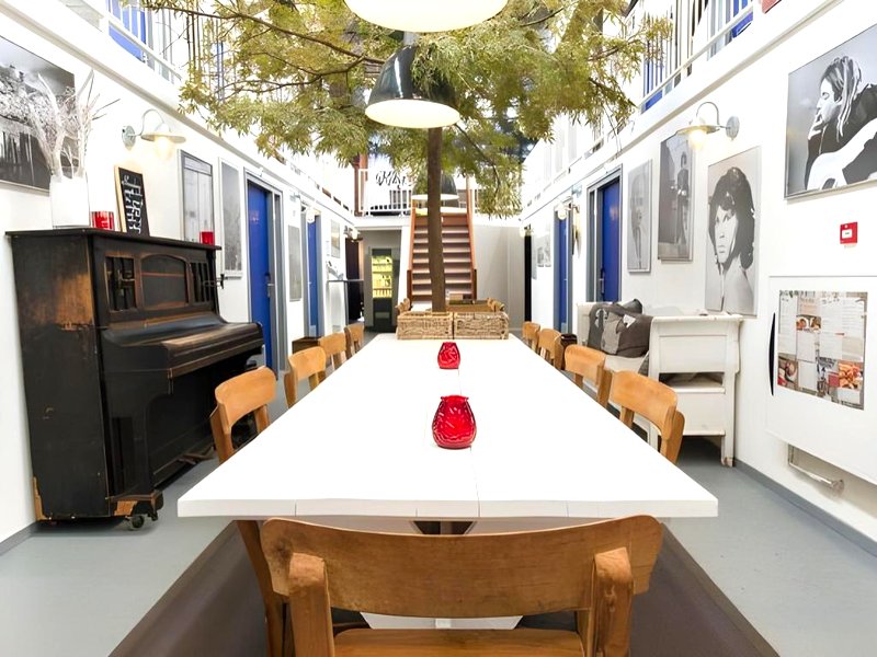 King S Inn City Hostel Hotel Restaurant Newの写真