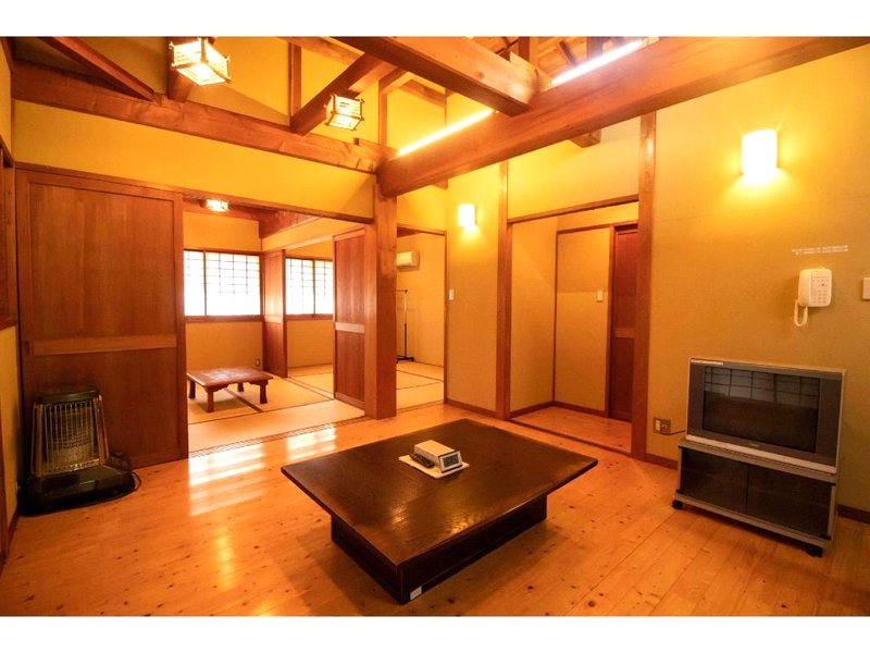 山の中の天然温泉　和風コテージ一位の宿 (Japanese-style Cottage Ichii no Yado)の写真