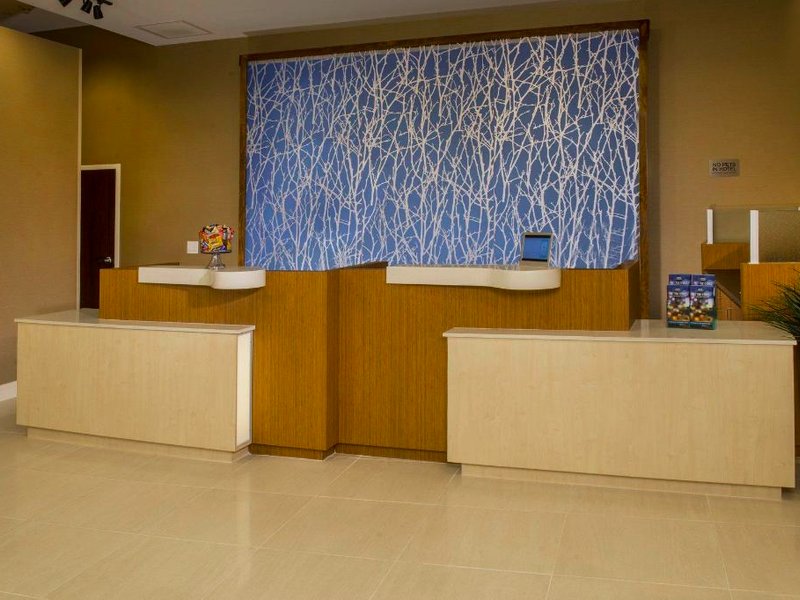 フェアフィールド イン&スイーツ ワシントン (Fairfield Inn & Suites Washington)の写真