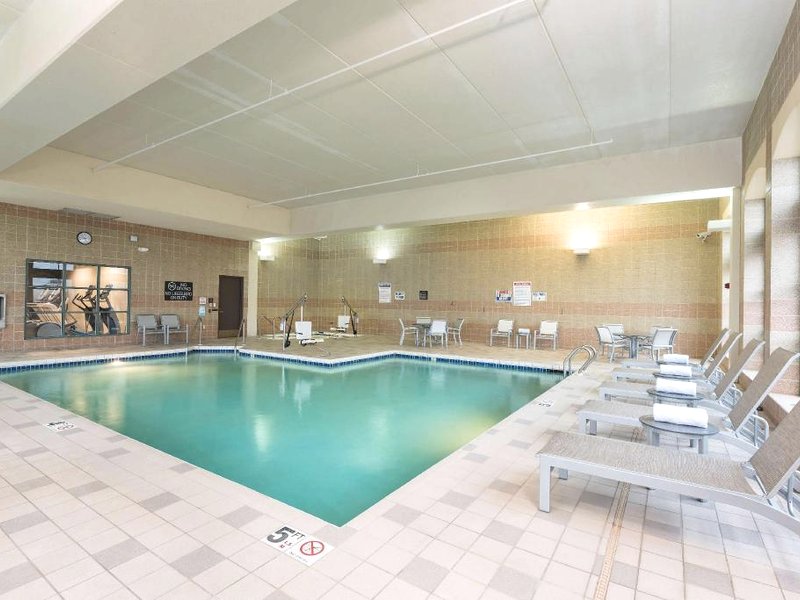 ダブルツリー バイ ヒルトン プレザント プレーリー キノーシャ (DoubleTree by Hilton Pleasant Prairie Kenosha)の写真