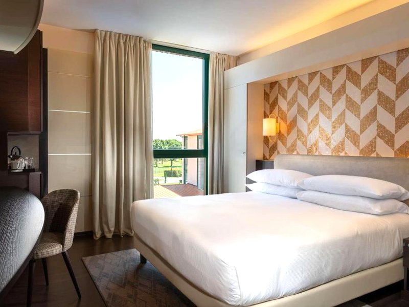 Doubletree by Hilton Milan Malpensa Solbiate Olonaの写真