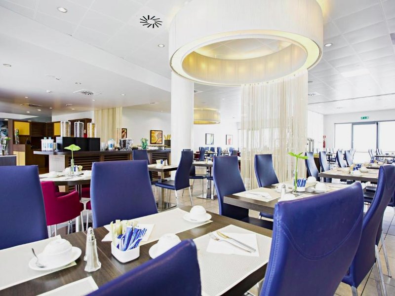 ノボテル ミラノ マルペンサ エアポート (Novotel Milano Malpensa Airport)の写真
