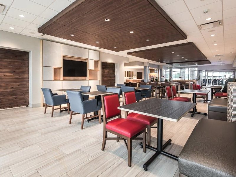 Holiday Inn Express & Suites Welland By IHGの写真