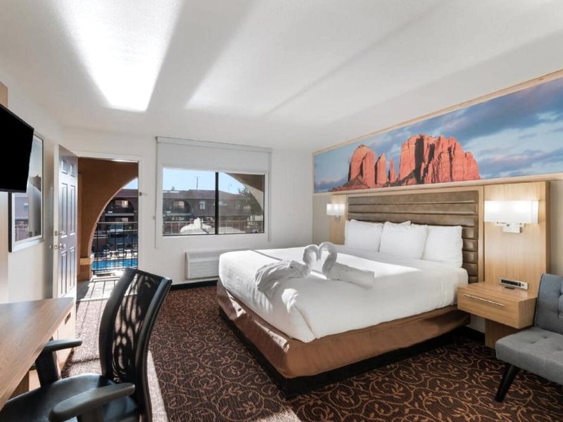 グリーンツリー イン セドナ (GreenTree Inn Sedona)の写真