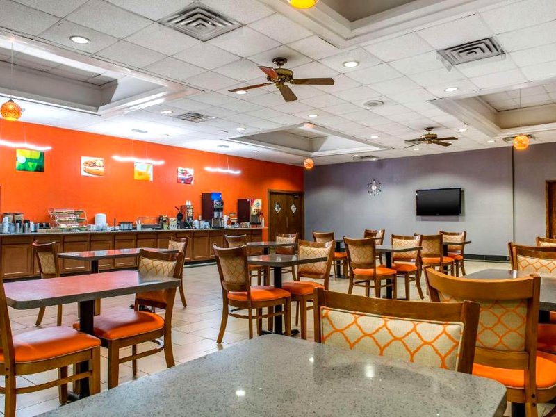Quality Inn & Suites Bedford Westの写真