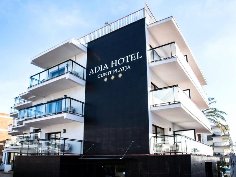 Adia Hotel Cunit Playaの写真