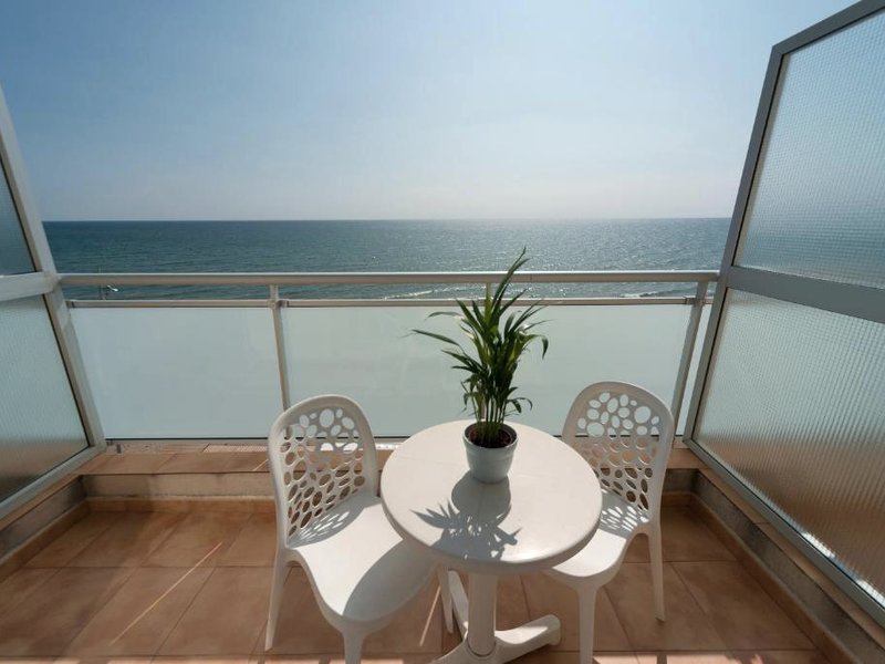 4R Miramar Calafellの写真