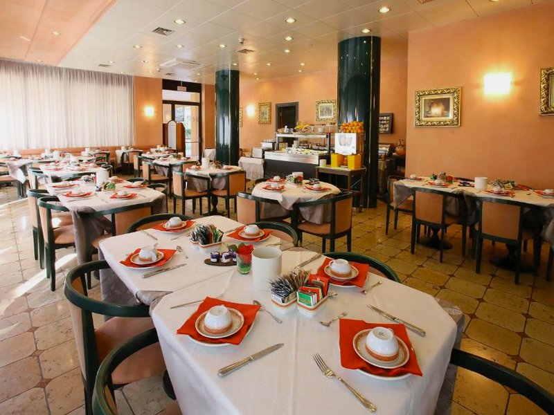 ホテル ル ヴィル (Hotel Le Ville)の写真