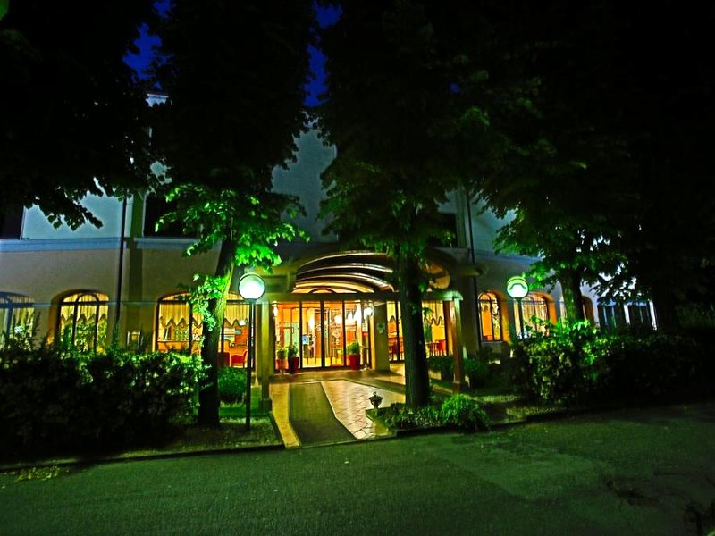 ホテル ル ヴィル (Hotel Le Ville)の写真