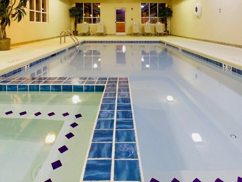 Holiday Inn Express Hotel & Suites Athens Alabama by IHGの写真