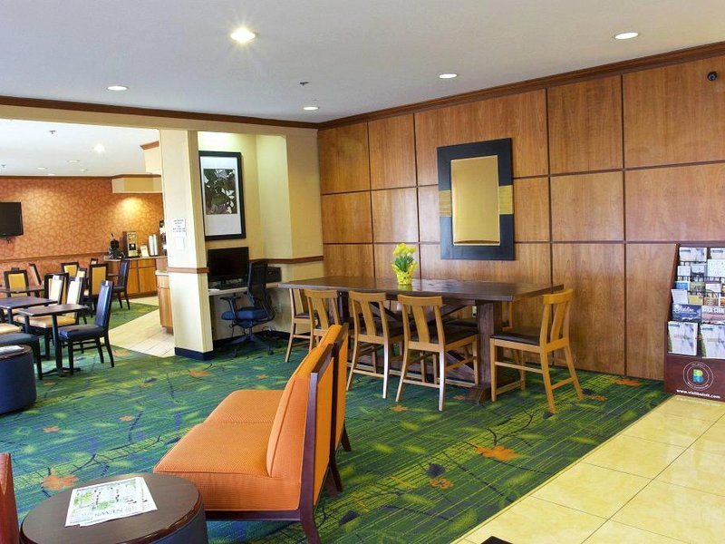 フェアフィールド イン&スイーツ ベロイト (Fairfield Inn & Suites Beloit)の写真
