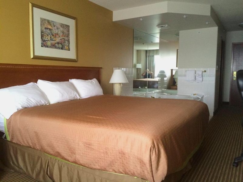 Foxwood Inn and Suitesの写真